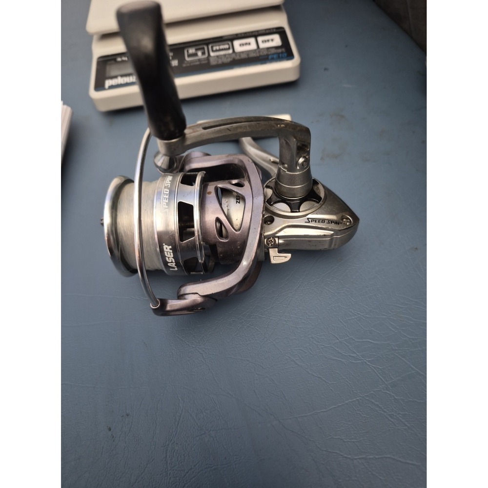Lew's Laser SG Speed Spin 400 Reel 5.2:1 Right/Left Hand Retrieve Silver